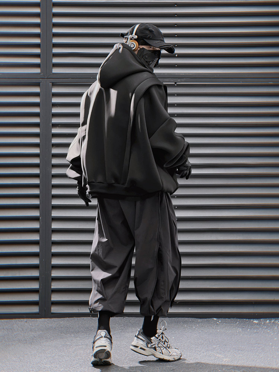 HiH50 Black Nexus Hoodie