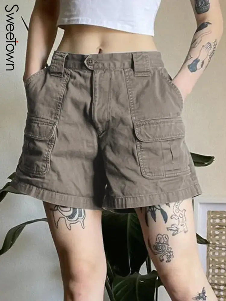 Pockets Stitch Straight Leg Women's Short