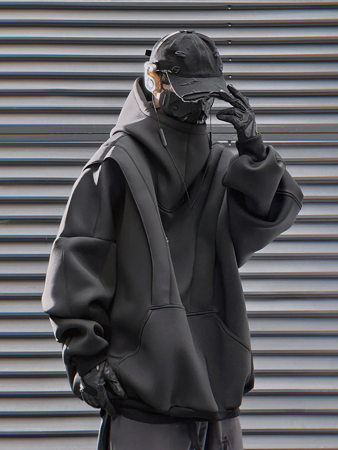 HiH50 Black Nexus Hoodie