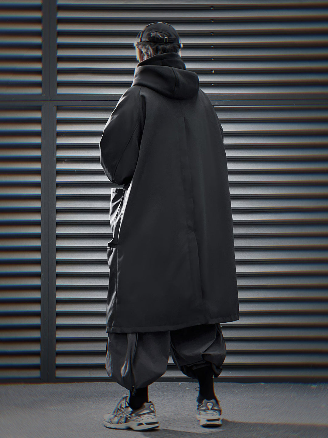 HiJ36 Black Urban Trench Coat
